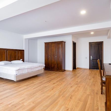 Voyager Hotell Năvodari Eksteriør bilde