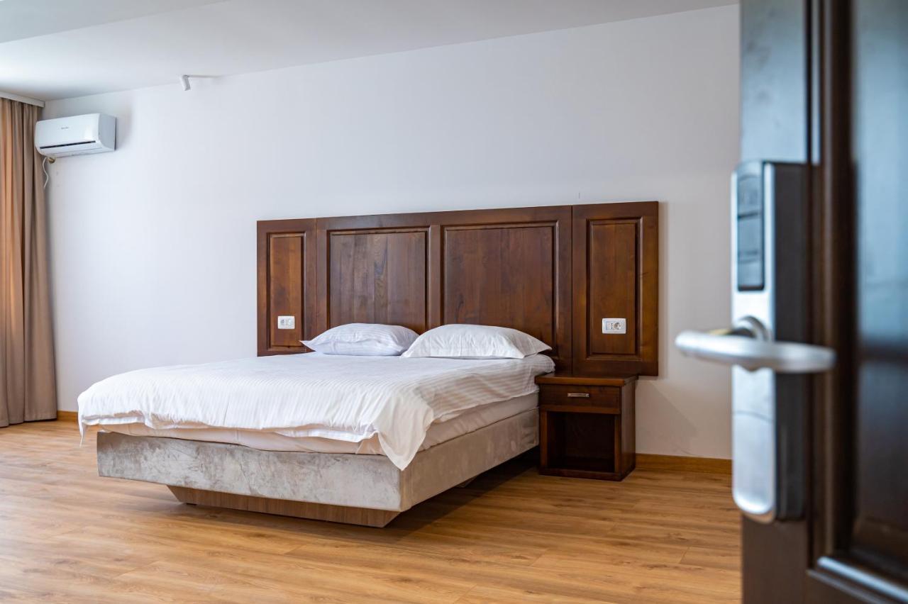 Voyager Hotell Năvodari Eksteriør bilde