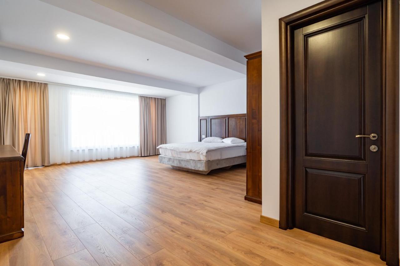 Voyager Hotell Năvodari Eksteriør bilde