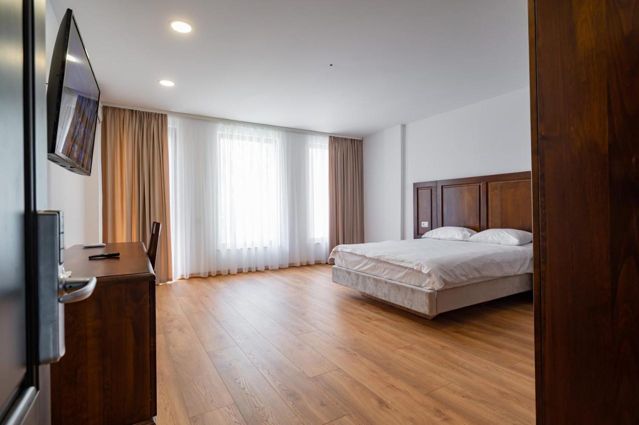 Voyager Hotell Năvodari Eksteriør bilde